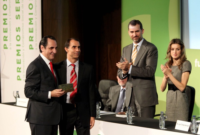 Premio a la Innovación y Compromiso Social de la Empresa concedido por la Fundación SERES.